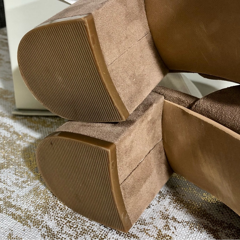 14th & Union HAYZEL Faux Suede Mules - Picture 2 of 9